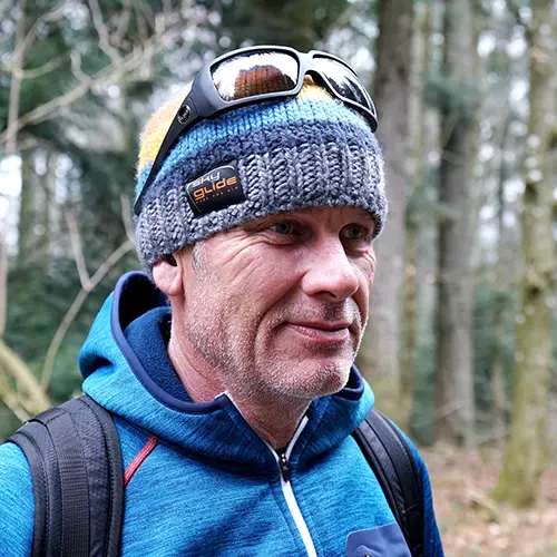Portraitfoto von Paraglidingpilot Dani Meier, Geschäftsführer von SkyGlide