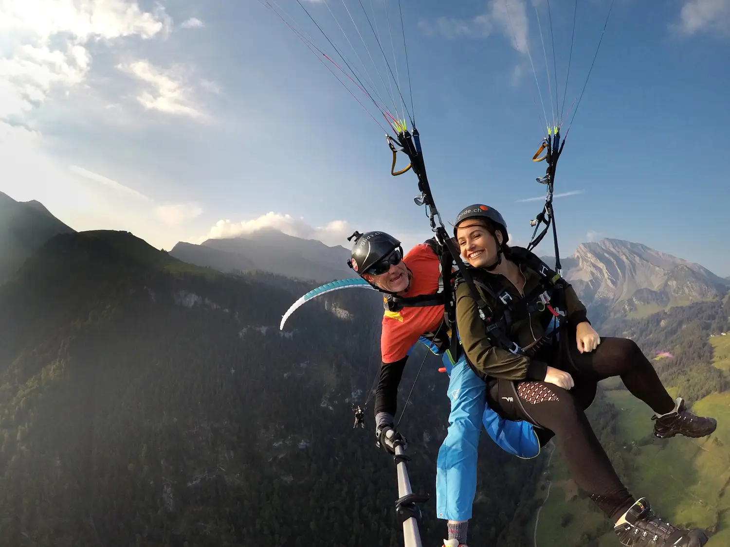 Skyglide – Paragliding Tandemflug in Luzern und Zentralschweiz: Ein perfektes Erlebnis in der Schweiz