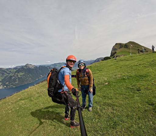미디어 썸네일 1